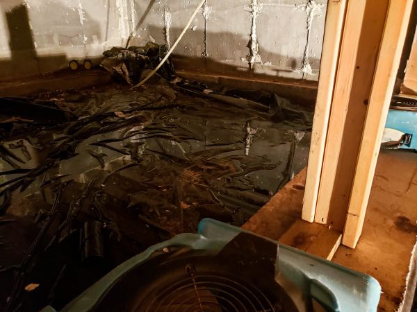 Cost of Crawlspace Water Cleanup in Burlington